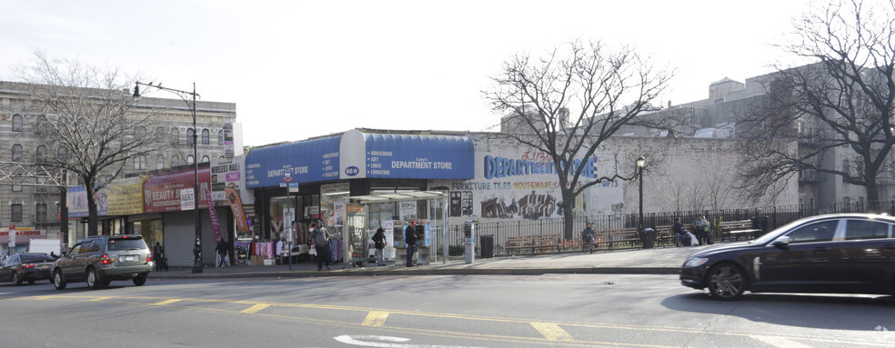 50-68 W Fordham Rd, Bronx, NY à louer - Photo du bâtiment - Image 2 de 5