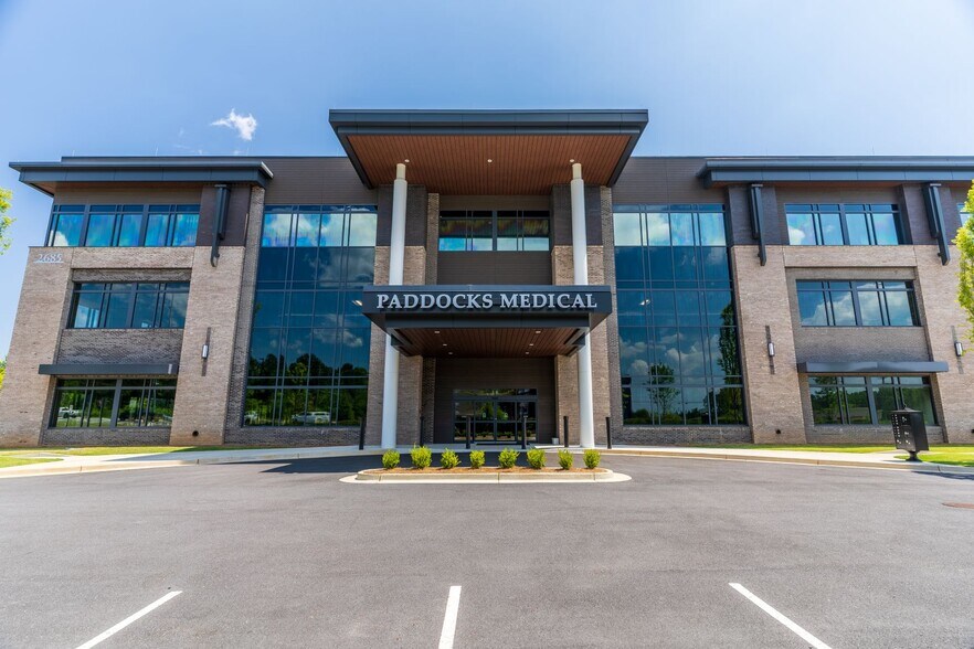 2685 Peachtree Pky, Suwanee, GA à louer - Photo du bâtiment - Image 2 de 12