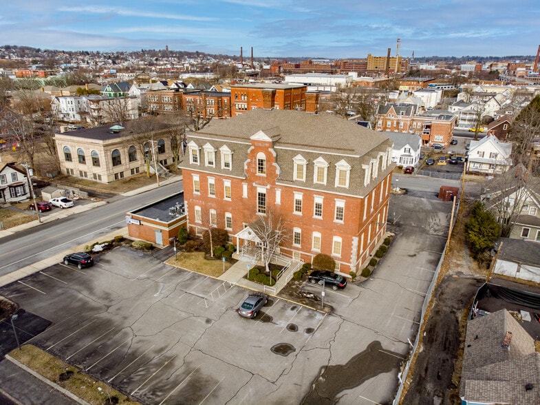 130 Parker St, Lawrence, MA for lease - Building Photo - Image 1 of 9