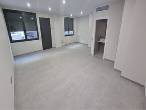 Office/Retail in Granollers, Barcelona for lease Interior Photo- Image 1 of 4