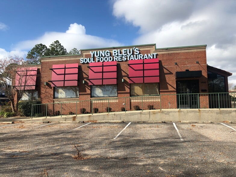 4940 Government Blvd, Mobile, AL for sale - Building Photo - Image 1 of 1