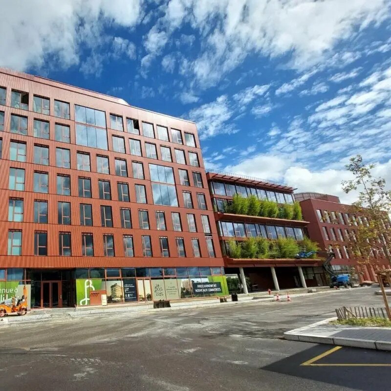 Bureau dans Saint-Jacques-de-la-Lande à louer Photo du bâtiment- Image 1 de 6