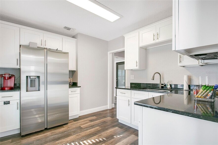 705 E Michigan St, Orlando, FL à vendre - Photo intérieure - Image 2 de 6