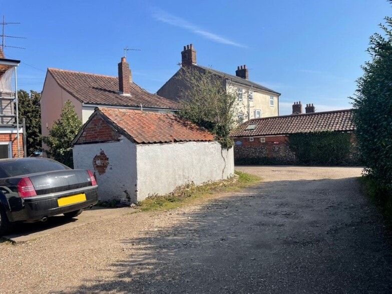 1 Wellington Rd, Dereham à vendre - Photo du bâtiment - Image 2 de 2