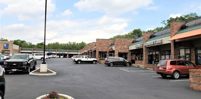 14321-14375 Manchester Rd, Manchester, MO à louer - Photo du bâtiment - Image 2 de 9