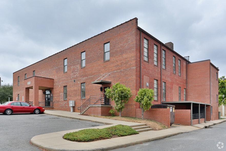 222 N Lafayette St, Shelby, NC for lease - Building Photo - Image 3 of 6