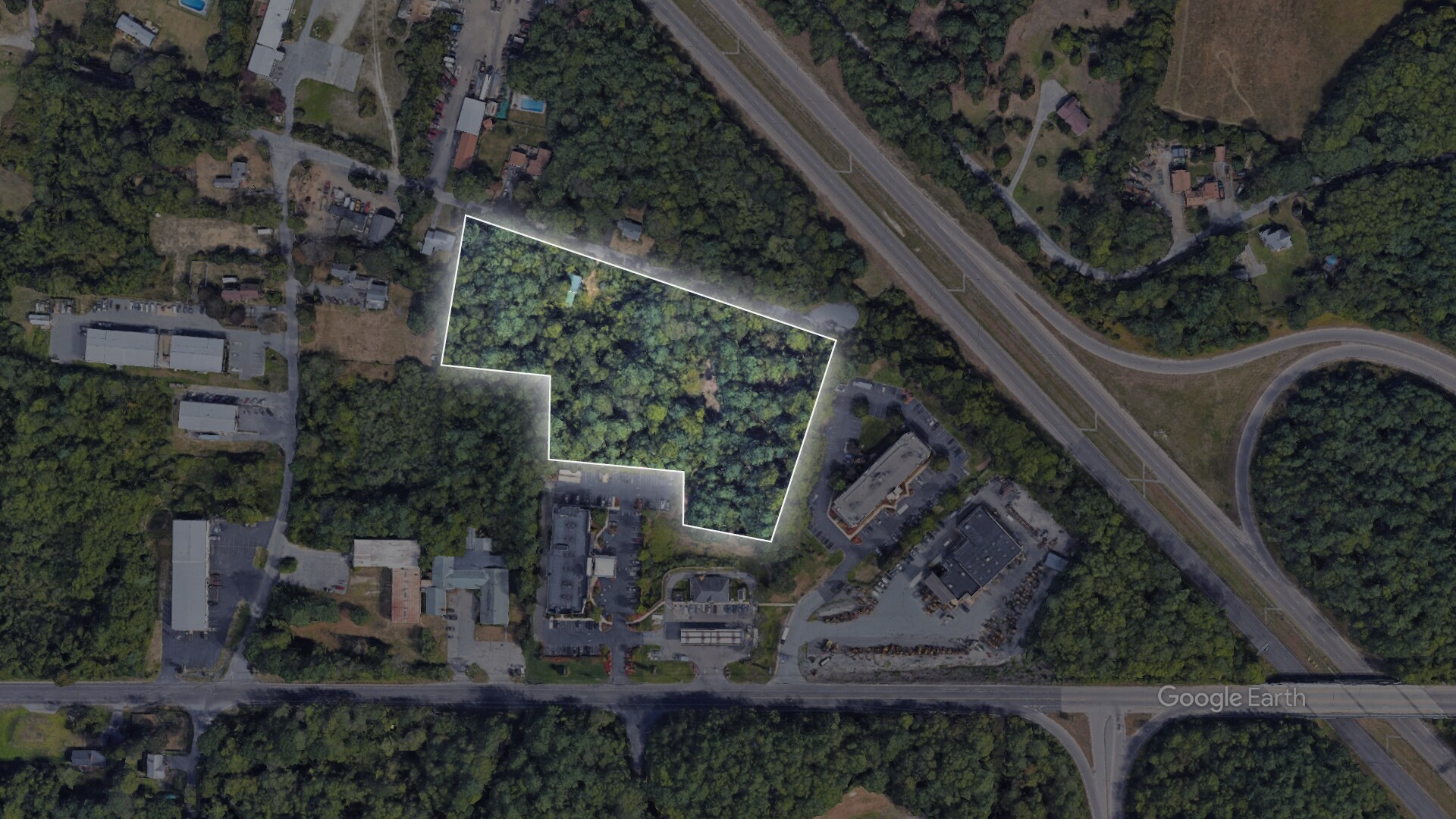 6 Clayton Rd, Middleboro, MA à vendre Photo principale- Image 1 de 7