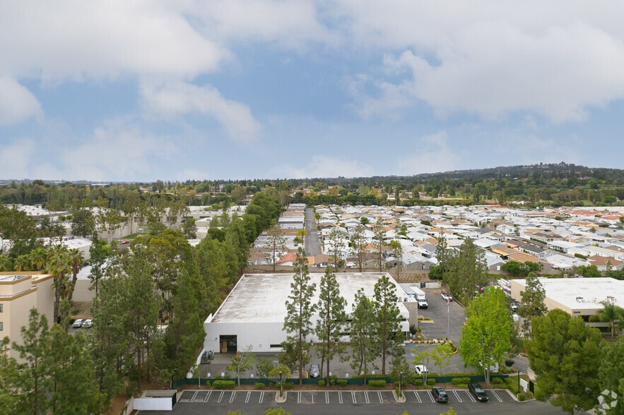 23456 South Pointe Dr, Laguna Hills, CA for lease - Building Photo - Image 3 of 5
