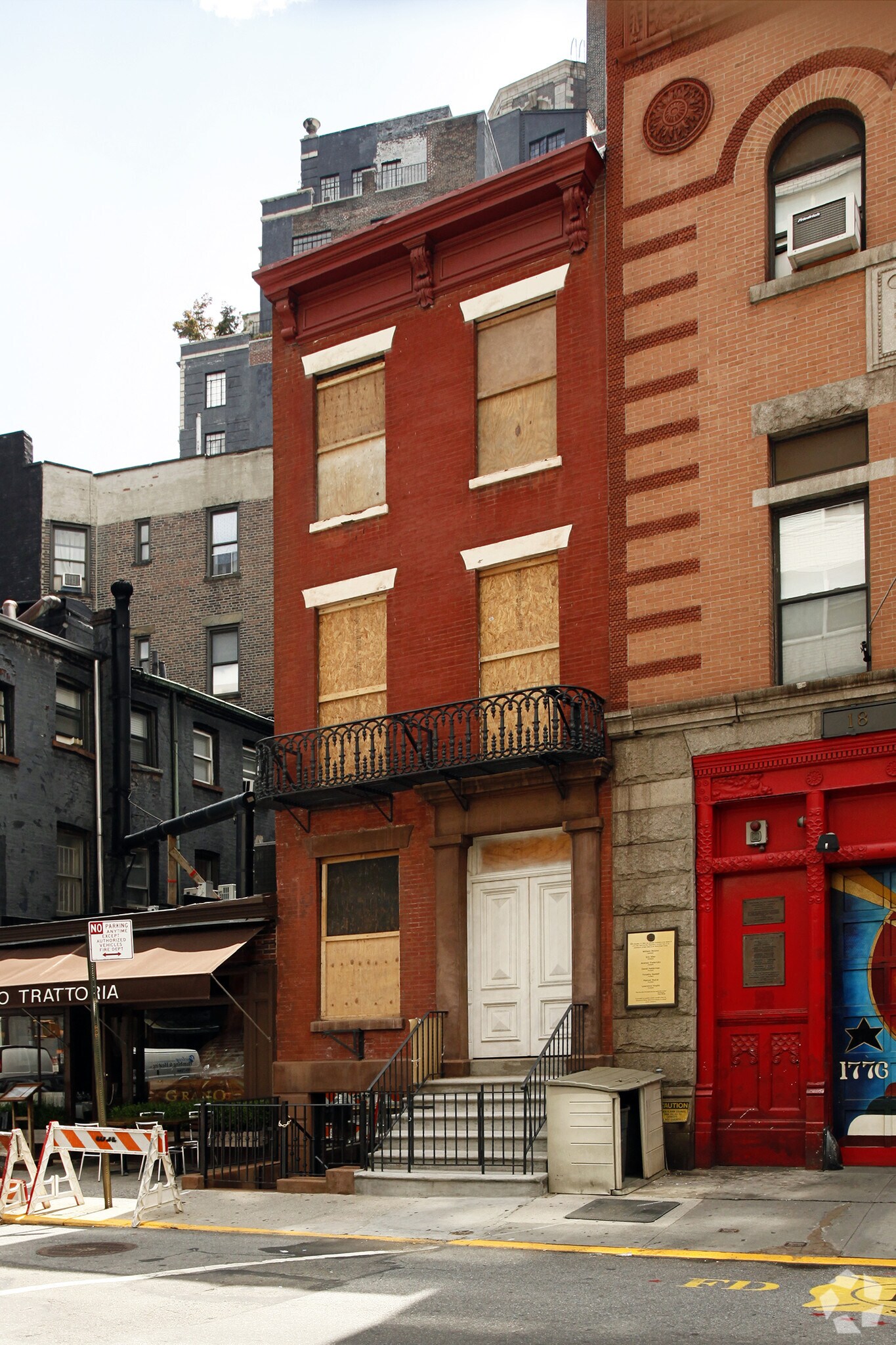 130 W 10th St, New York, NY for lease Primary Photo- Image 1 of 3