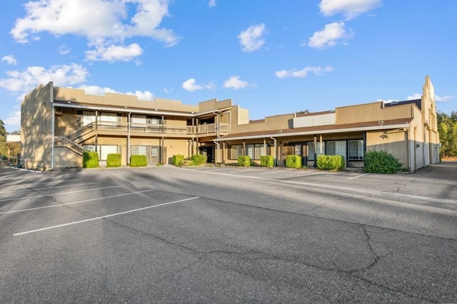 4261 Sunset Ln, Shingle Springs, CA for lease Building Photo- Image 1 of 15