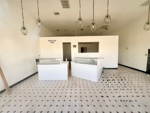 1911 S Sunnylane Rd, Del City, OK for lease Interior Photo- Image 1 of 2