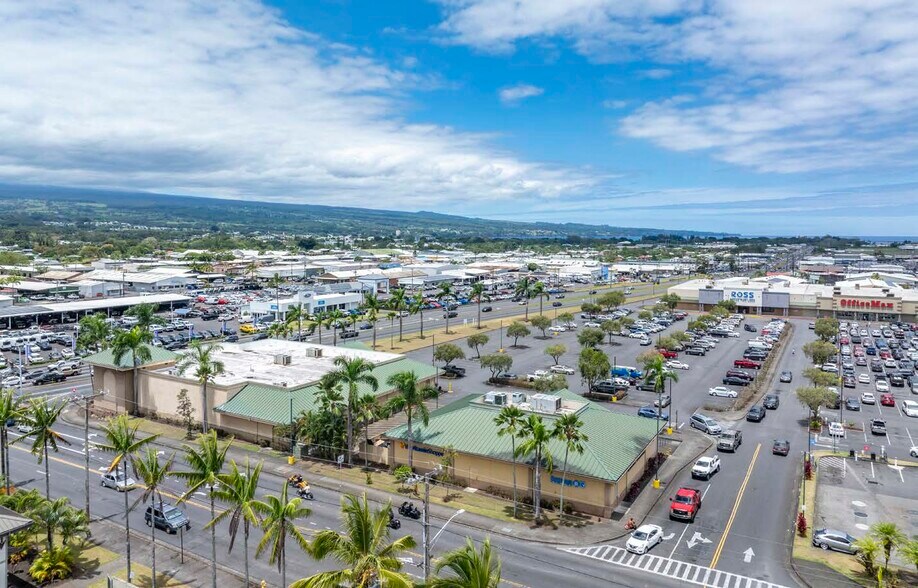 325 E Makaala St, Hilo, HI à louer - Photo du bâtiment - Image 2 de 9