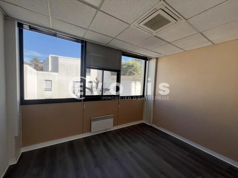 28 Rue Chapsal, Joinville-le-Pont à louer - Photo intérieure - Image 3 de 29