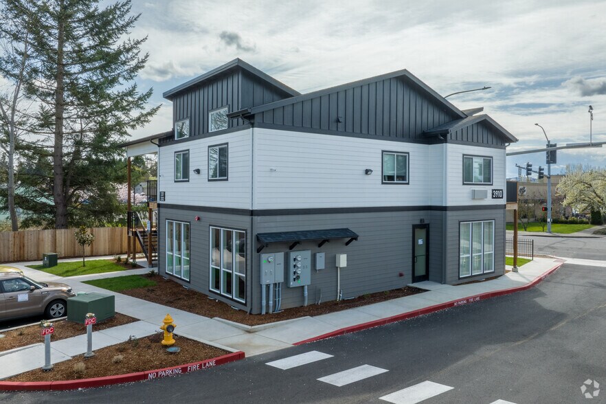 3910-3940 Cherry Ave NE, Keizer, OR à louer - Photo du bâtiment - Image 3 de 14