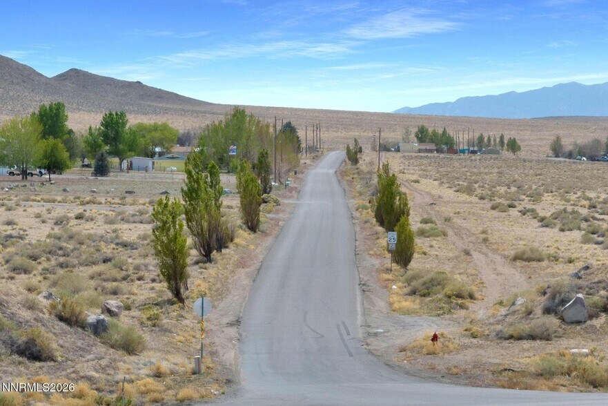 0 Nadel Ln, Yerington, NV à vendre - Photo du bâtiment - Image 2 de 38