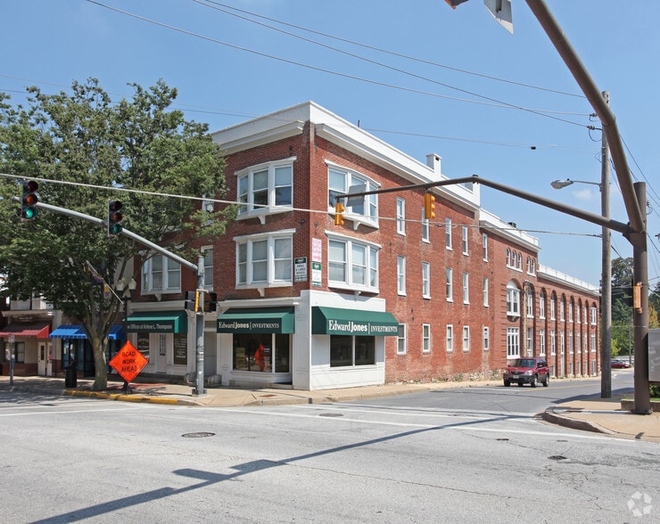 77-81 E Main St, Westminster, MD for lease - Primary Photo - Image 1 of 3