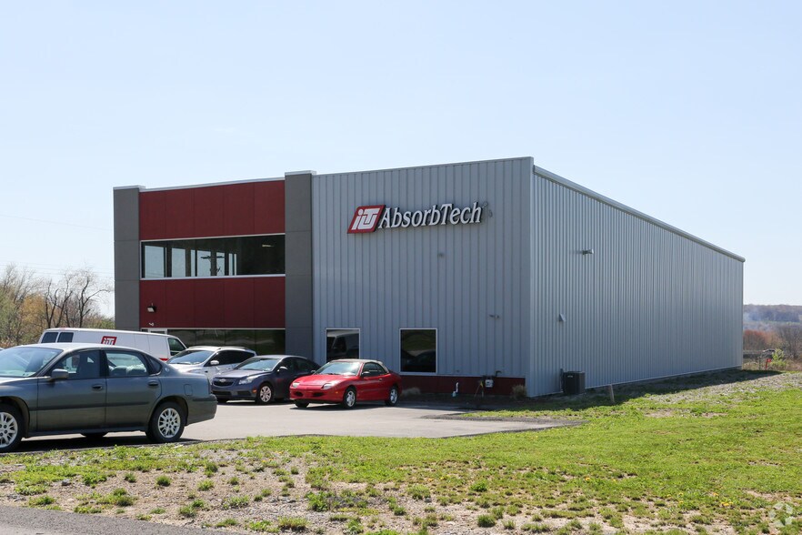 101 Reagan's Ridge Road, Pulaski, PA à louer - Photo du bâtiment - Image 2 de 5