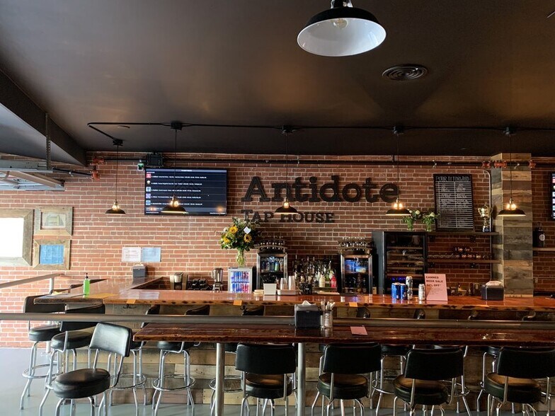 1335 14th Ave, Longview, WA à vendre - Photo du bâtiment - Image 3 de 18