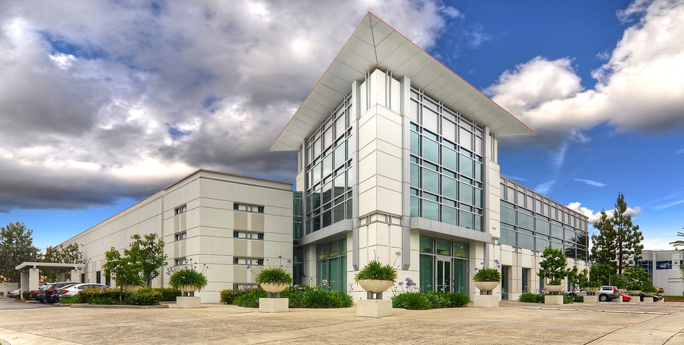 15365 Barranca Pky, Irvine, CA for lease - Building Photo - Image 1 of 5