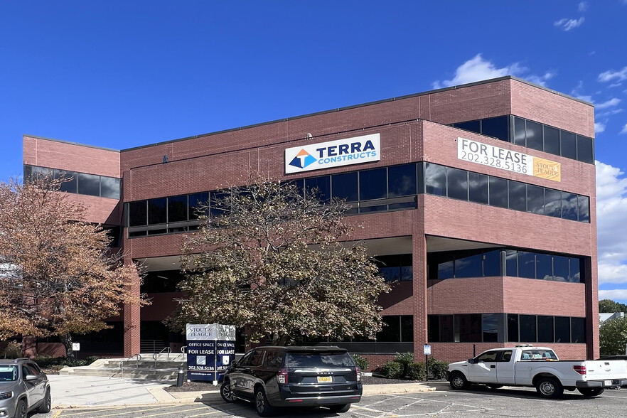 5500 Cherokee Ave, Alexandria, VA for lease - Building Photo - Image 1 of 15