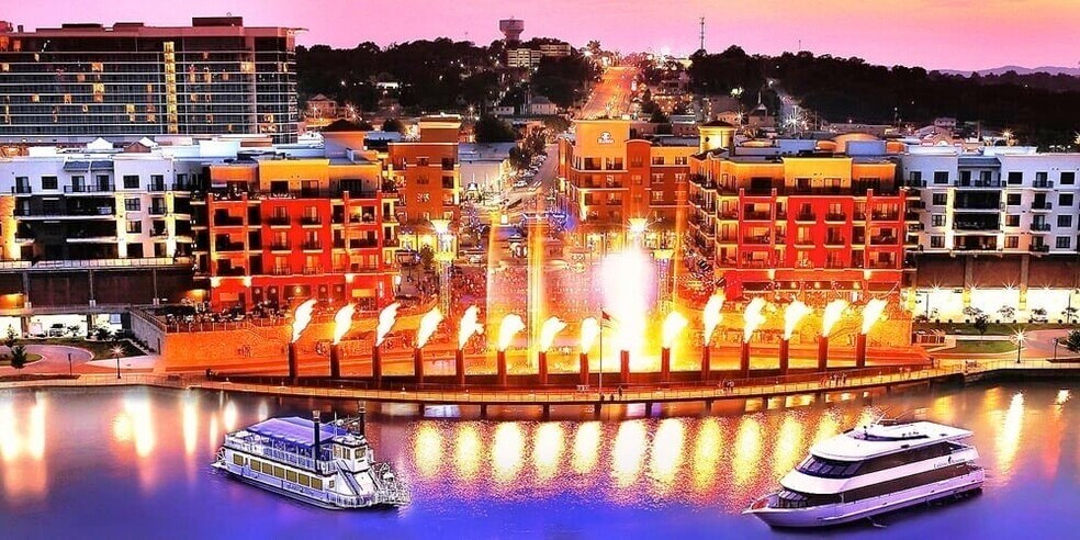 100 Branson Landing Blvd, Branson, MO à louer - Photo du bâtiment - Image 1 de 2