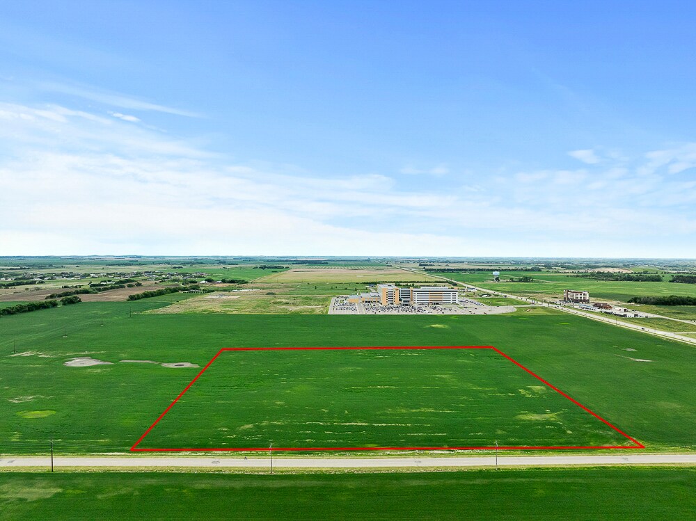 TBD 16th St, Minot, ND for sale Primary Photo- Image 1 of 12