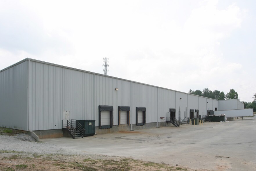 665 Highway 74 S, Peachtree City, GA à louer - Photo du bâtiment - Image 2 de 15