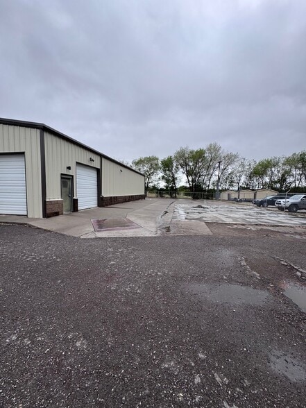 2180 E Main St, Montrose, CO for lease - Building Photo - Image 2 of 31