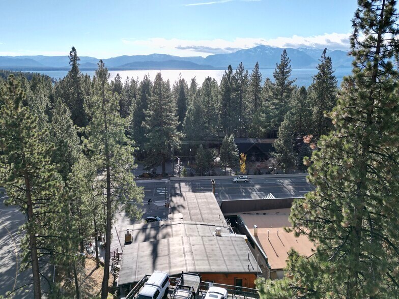 605 Highway 50, Zephyr Cove, NV à louer - Photo du bâtiment - Image 2 de 7