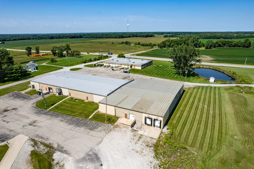 6886 N CR 400 E, Kendallville, IN for lease - Building Photo - Image 3 of 5