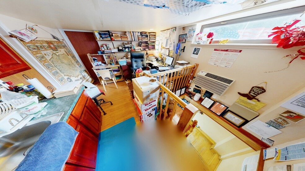 1801 Decatur St, Flushing, NY for sale - Interior Photo - Image 3 of 27