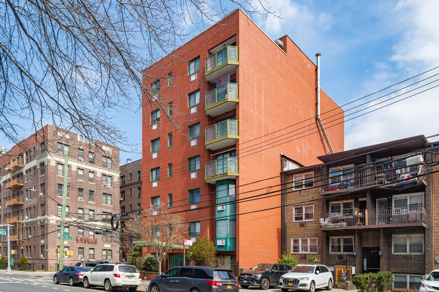 4133 Parsons Blvd, Flushing, NY for sale - Building Photo - Image 3 of 6