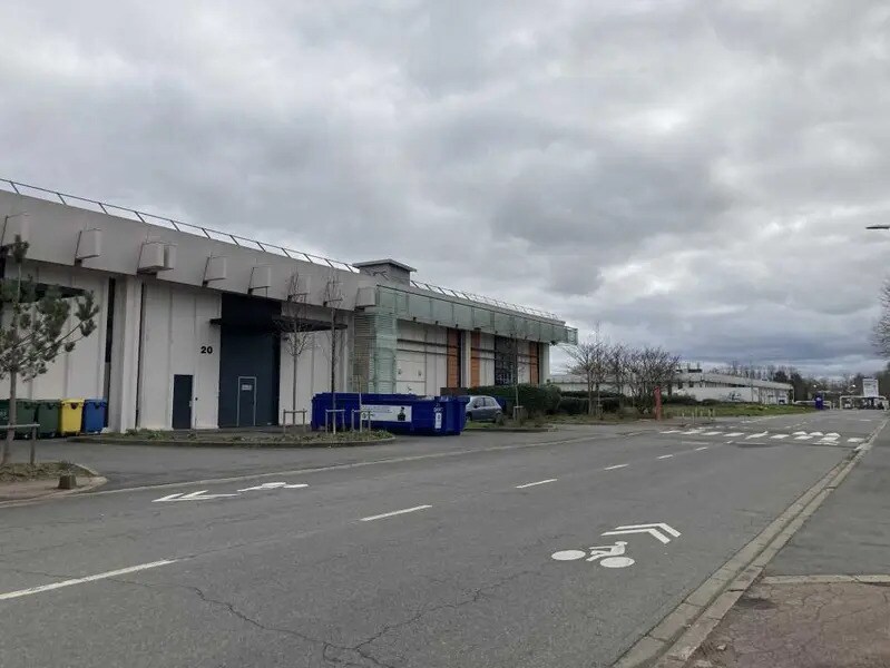 Flex dans Rungis à louer Photo du bâtiment- Image 1 de 12