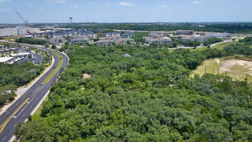 5215 Rogers Rd, San Antonio, TX for sale - Building Photo - Image 3 of 9