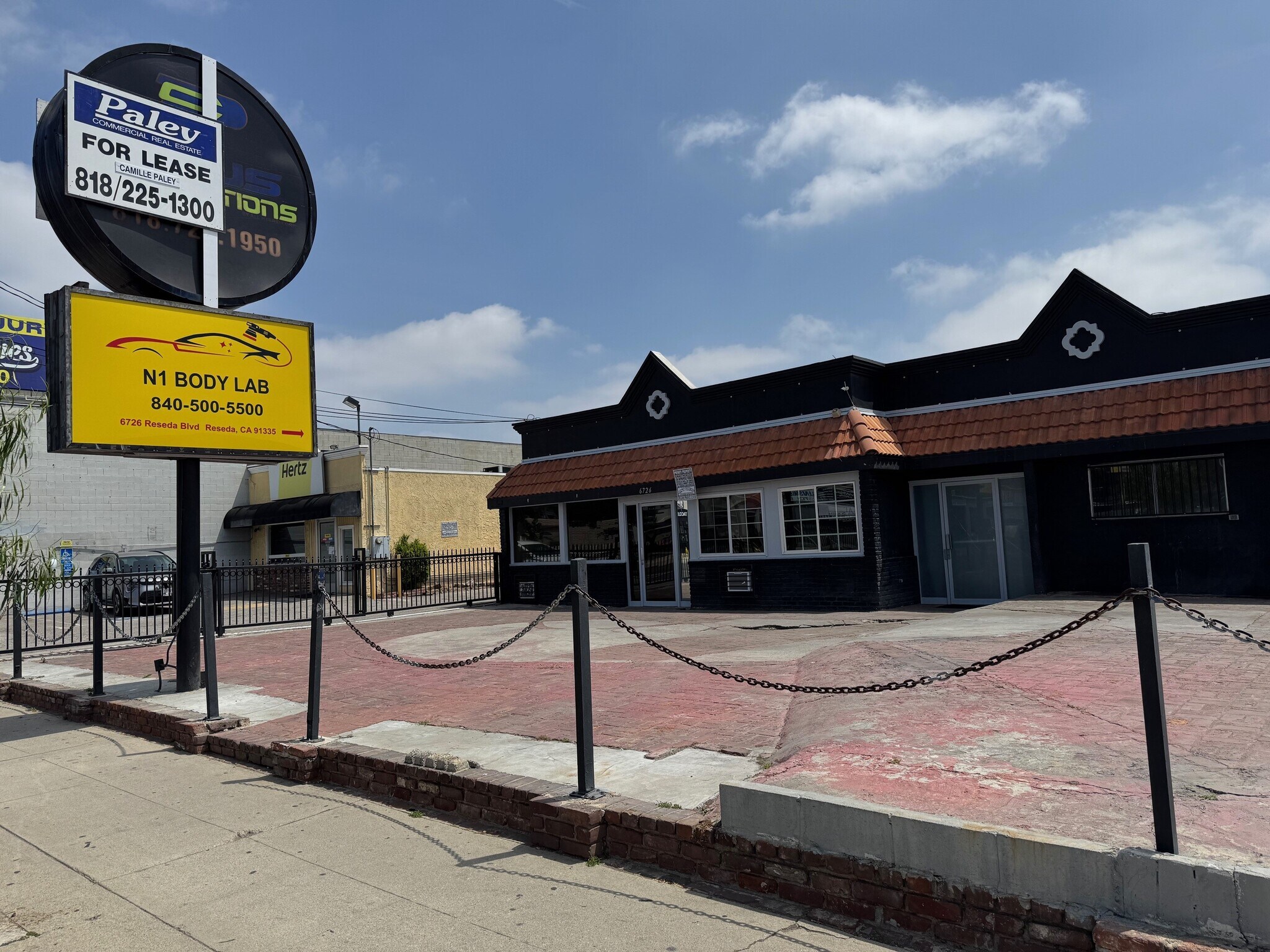 6726 Reseda Blvd, Reseda, CA à vendre Photo du bâtiment- Image 1 de 1