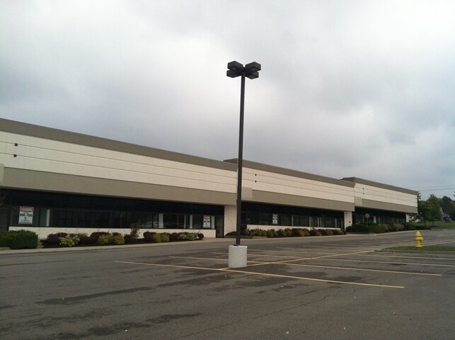 3176 Abbott Rd, Orchard Park, NY for lease - Building Photo - Image 2 of 11