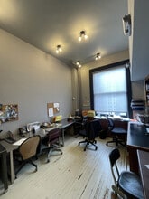 13-15 W 28th St, New York, NY for lease Interior Photo- Image 2 of 18