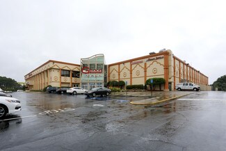 Plus de détails pour 5675 Jimmy Carter Blvd, Norcross, GA - Commerce de détail à louer