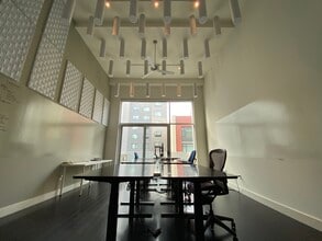 188-190 King St, San Francisco, CA for lease Building Photo- Image 2 of 8