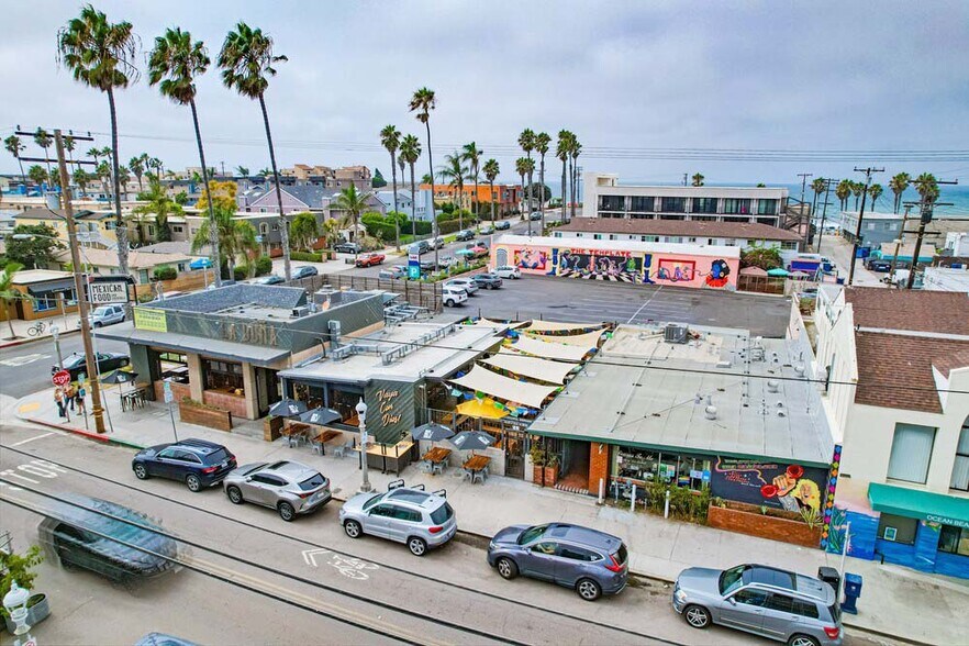 Ocean Beach Collective portefeuille de 4 propriétés à vendre sur LoopNet.ca - Photo du bâtiment - Image 2 de 12