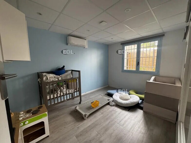 Bureau dans Wissous à louer - Photo du bâtiment - Image 2 de 4