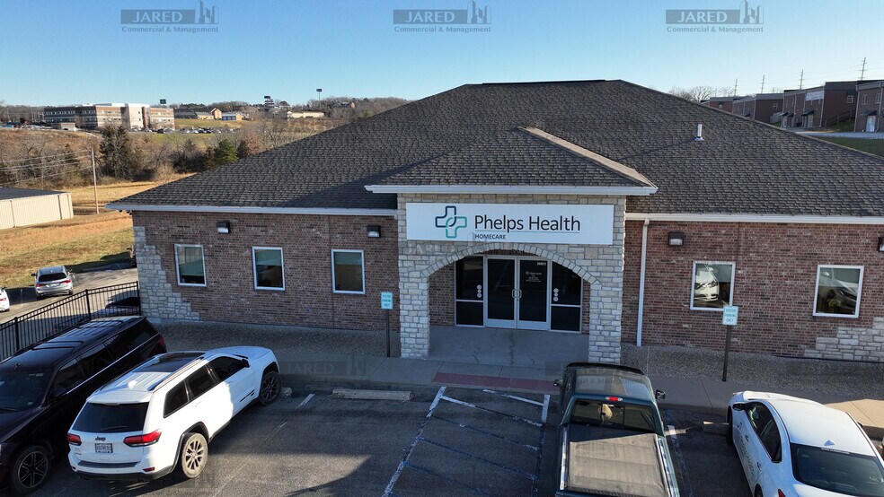 575 Blues Lake Pkwy, Rolla, MO à louer - Photo du bâtiment - Image 2 de 28