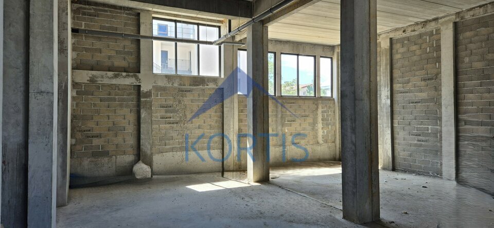 35 Rue Paul Duvivier, Lyon for sale - Building Photo - Image 1 of 4