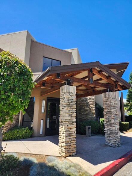 280 Sierra College Dr, Grass Valley, CA for sale - Building Photo - Image 2 of 5