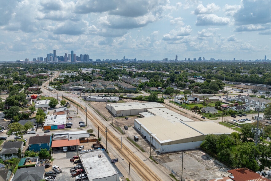 4909 Fulton St, Houston, TX for sale - Aerial - Image 3 of 6