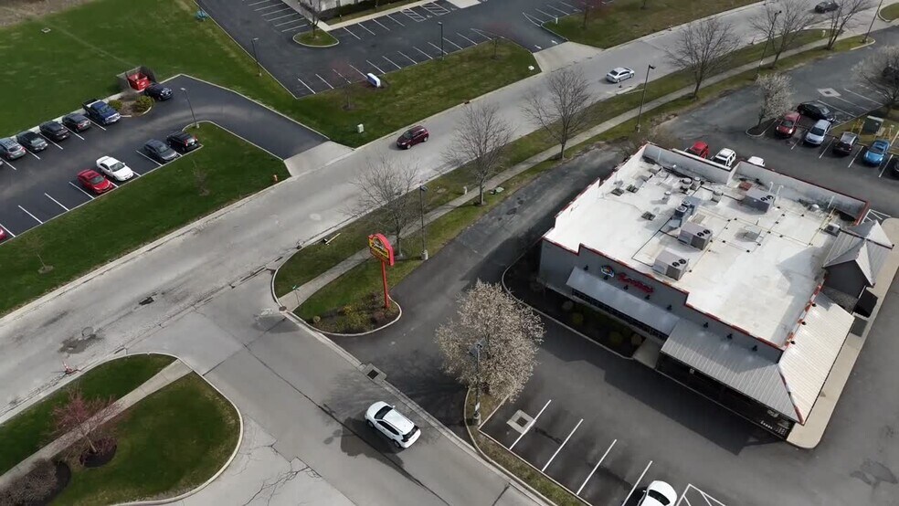 5300 Nike Dr, Hilliard, OH à vendre - Vidéo aérienne - Image 2 de 13