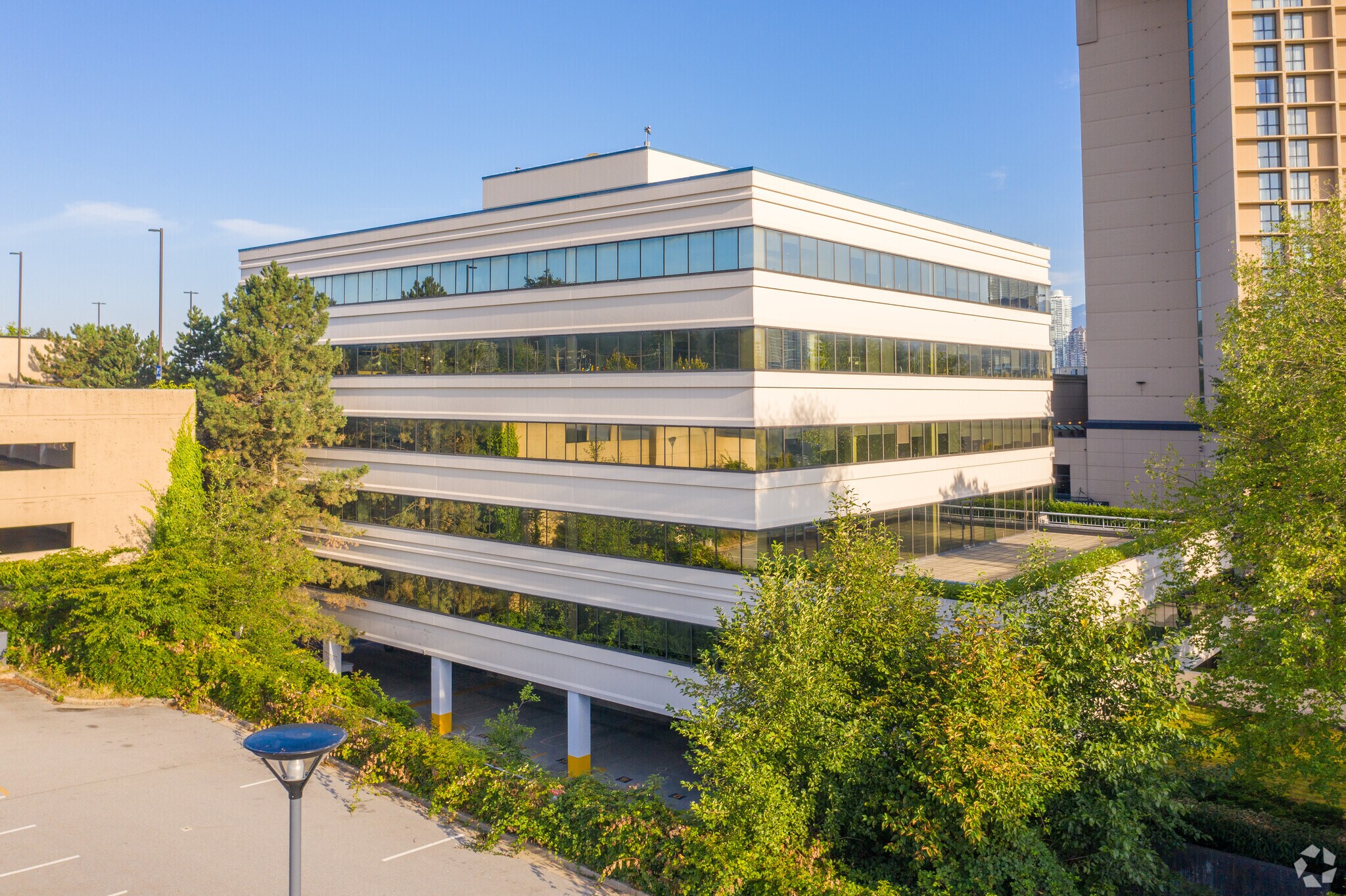 4370 Dominion St, Burnaby, BC for lease Building Photo- Image 1 of 6