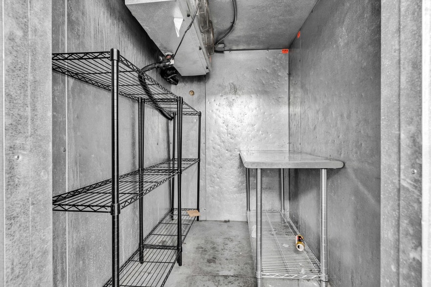 2300 W Kentucky St, Louisville, KY for sale - Building Photo - Image 3 of 21