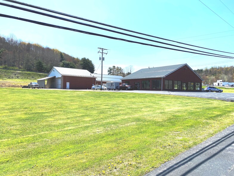 2921 Walston Rd, Punxsutawney, PA for sale - Primary Photo - Image 1 of 21