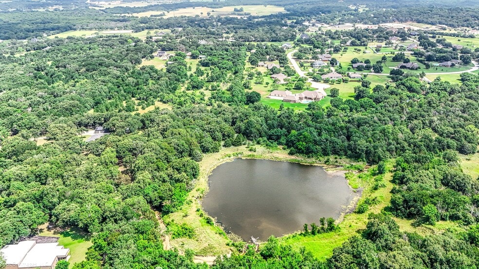5065 Lemons Rd, Fort Worth, TX for sale - Building Photo - Image 3 of 7